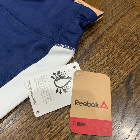 Brand new with tags Reebok Skinny Capri Women’s xs - Picture 3 of 11